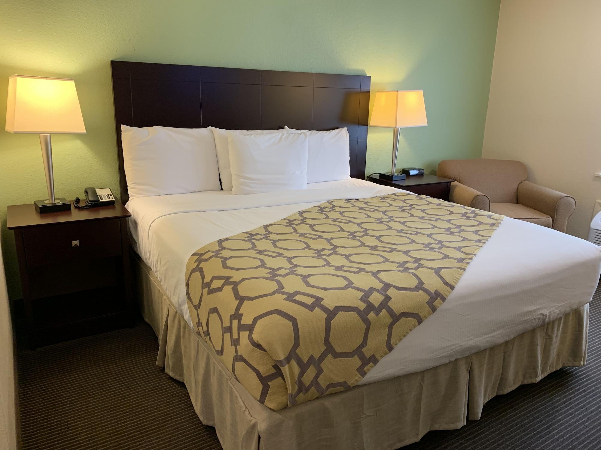 Baymont By Wyndham Jefferson Hotel