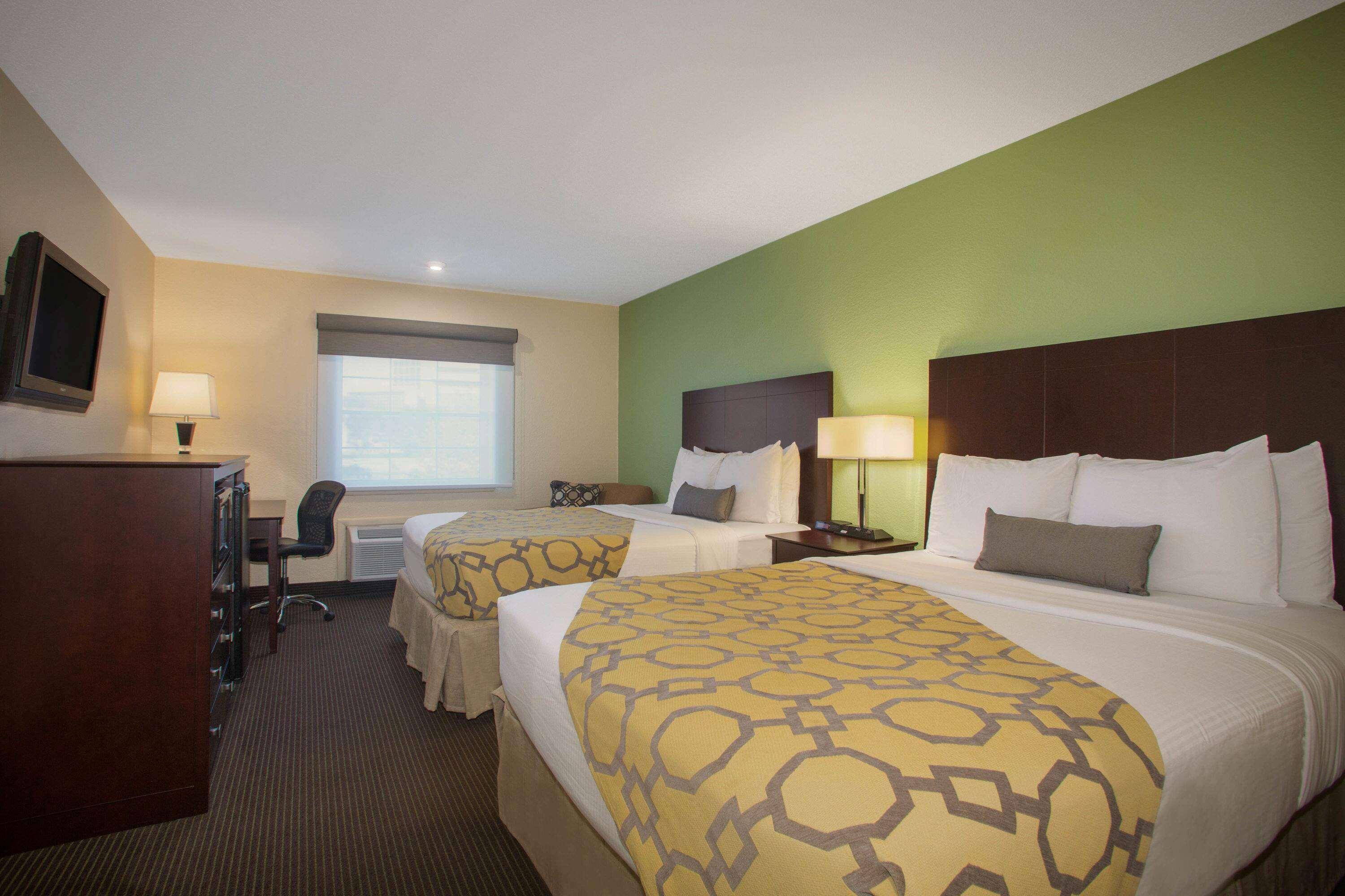 Hotel Baymont By Wyndham Jefferson Jefferson City