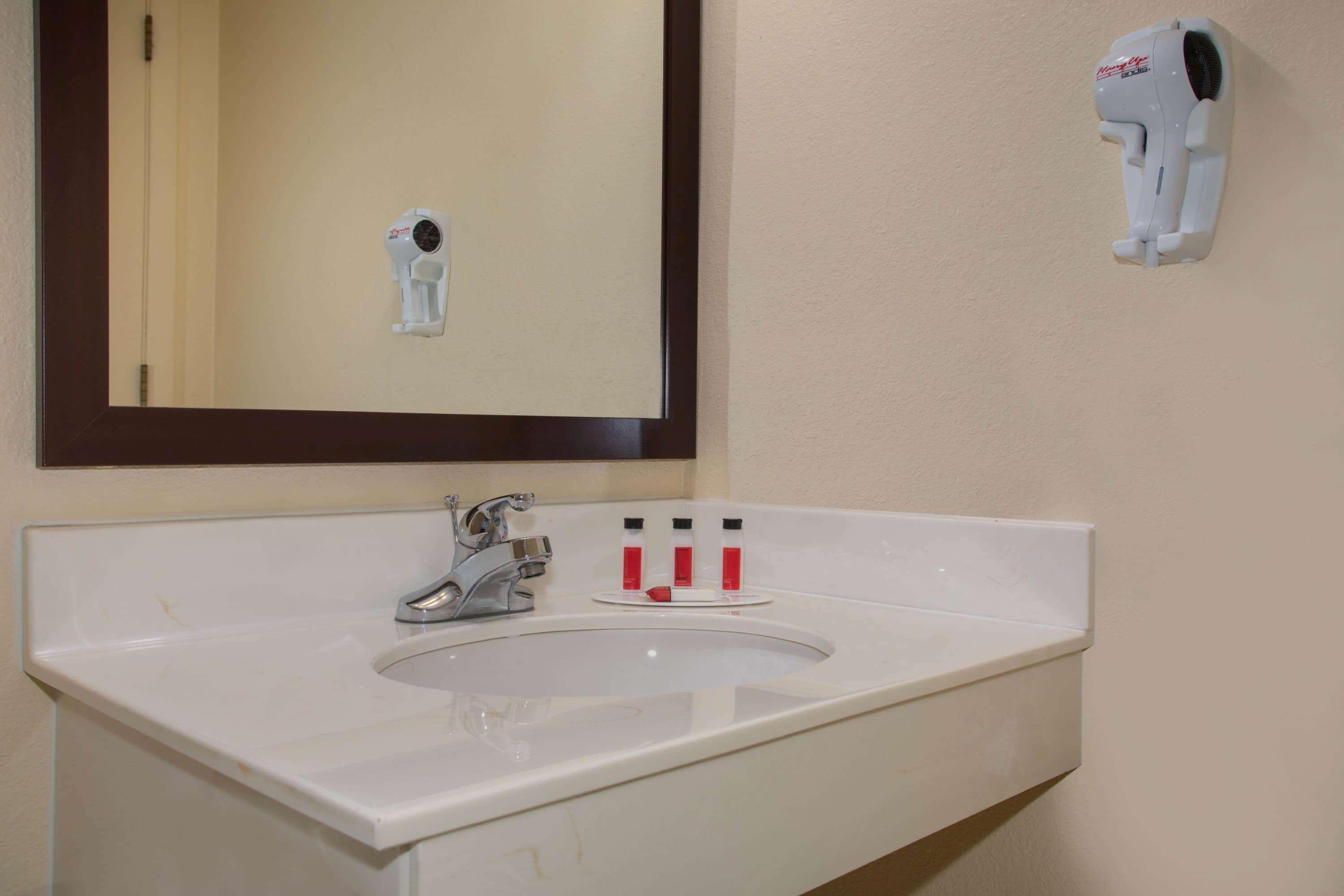 Baymont By Wyndham Jefferson Jefferson City