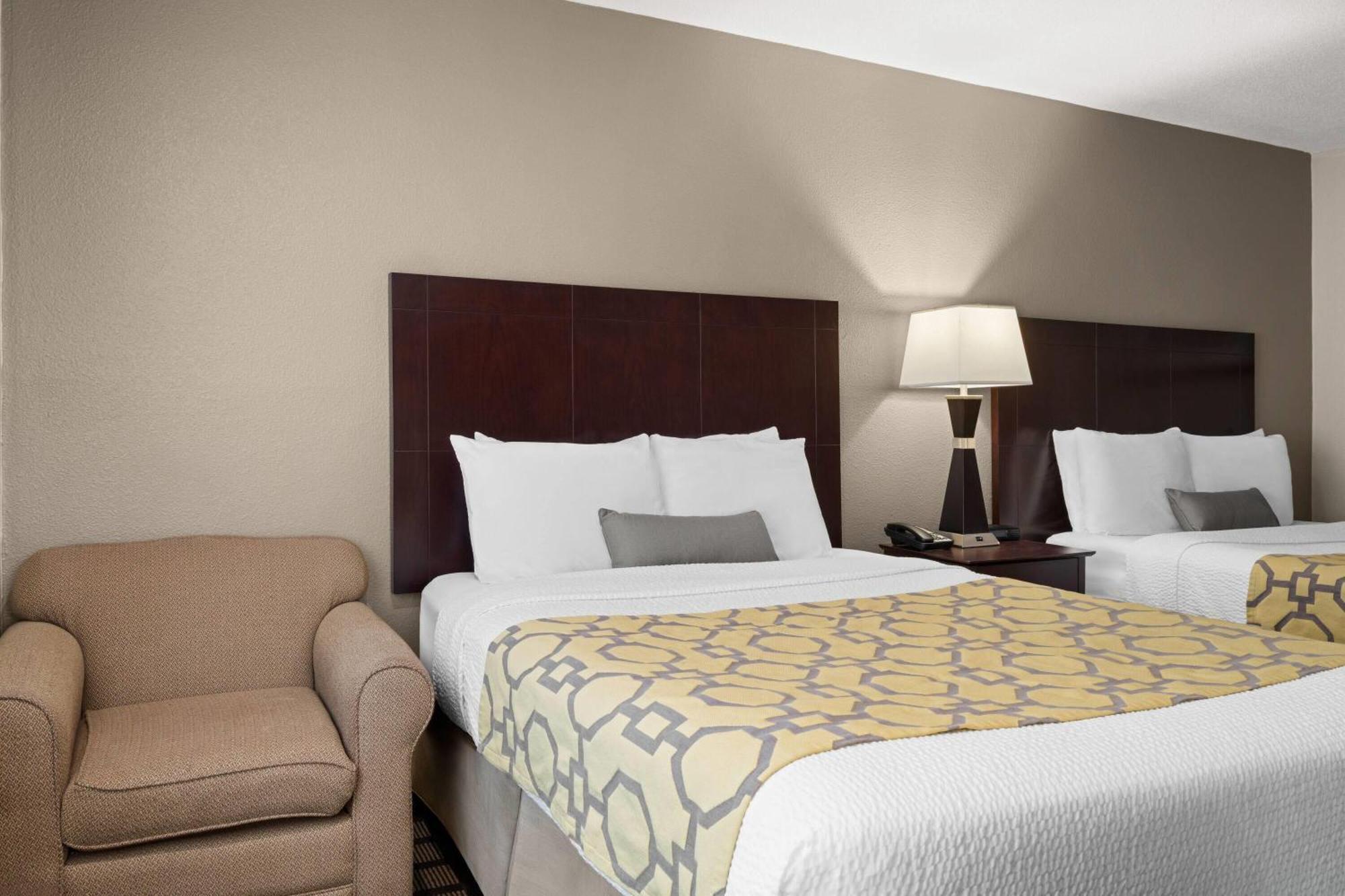 Hotel Baymont By Wyndham Jefferson Jefferson City