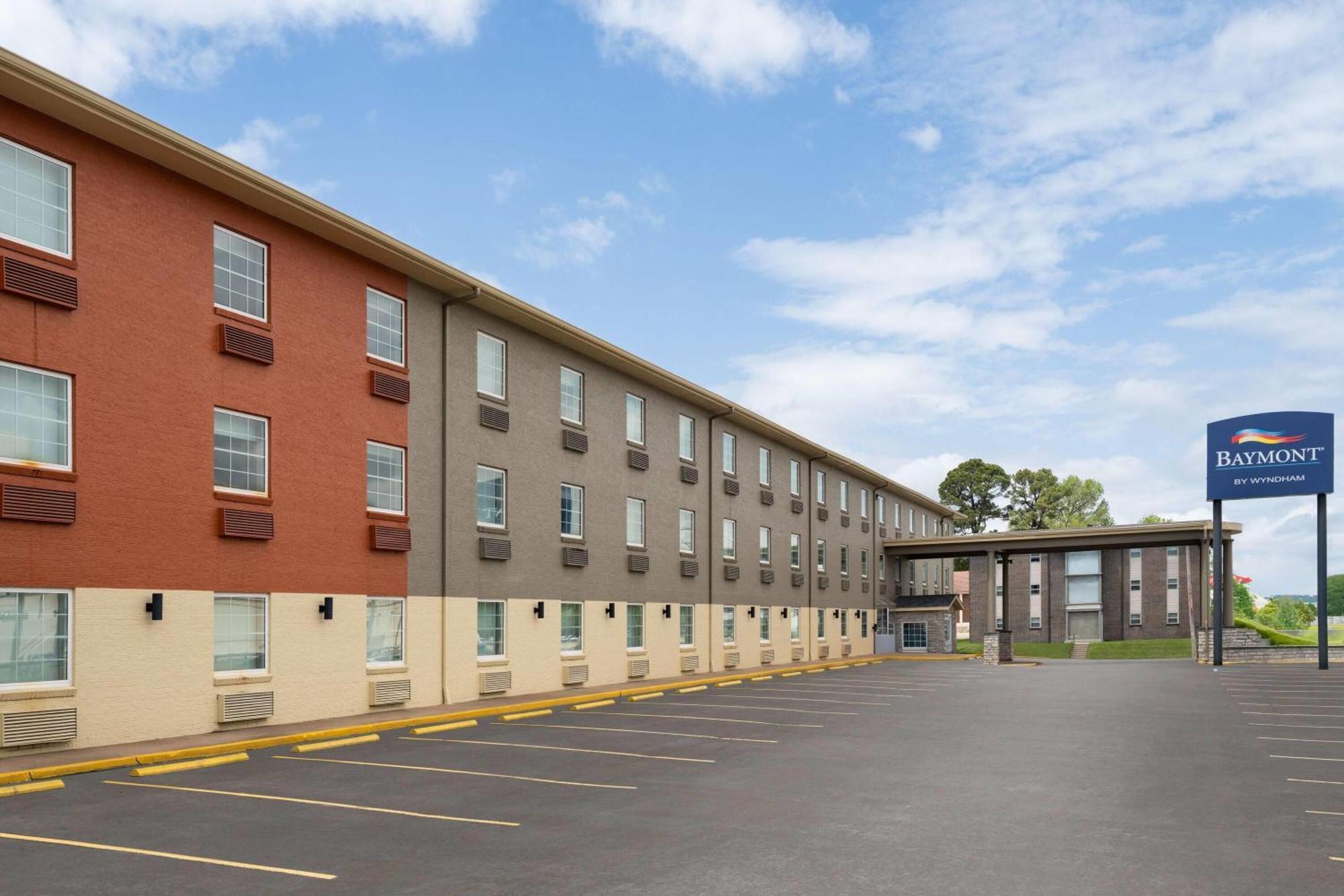 Hotel Baymont By Wyndham Jefferson Jefferson City