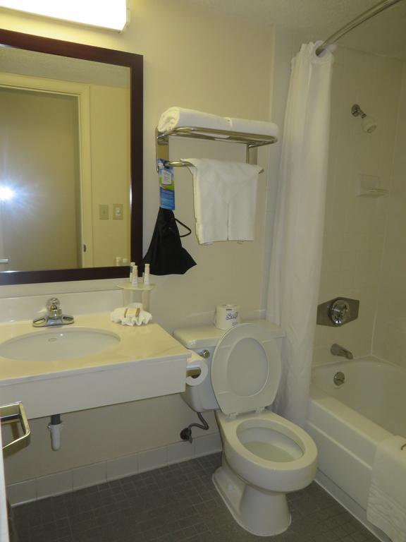 Hotel Baymont By Wyndham Jefferson Jefferson City