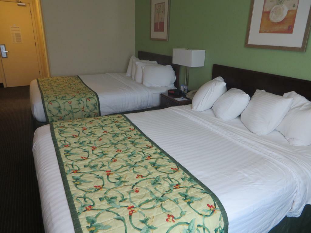 Baymont By Wyndham Jefferson Hotel